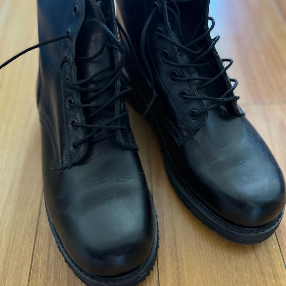 Men leather boots